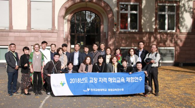 Koreanische Schulleiter/innen zu Besuch